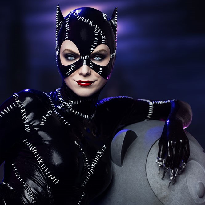 Hot toys catwoman batman returns deals