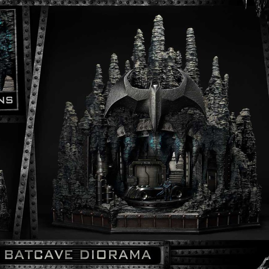 P1 TLCDC-01UT BATMAN TACTICAL THRONE ULT