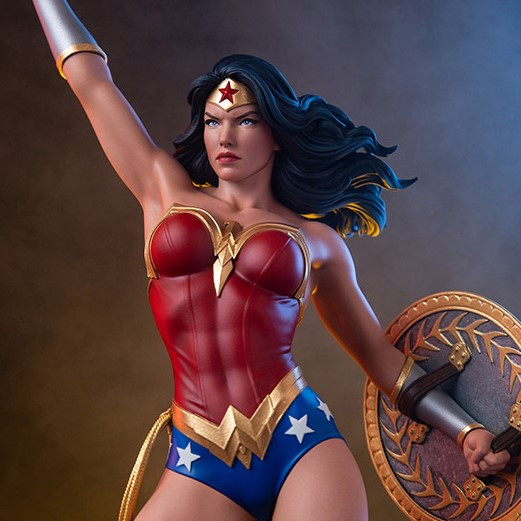TH Wonder Woman Maquette