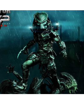 P1 REMAVP-01 Aliens vs. Predator : Requiem Wolf Predator