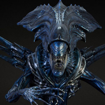 CP AVP Alien Queen Bust Deluxe