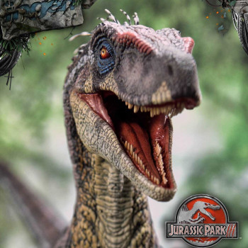 P1 LMCJP-10 Jurassic Park III Velociraptor Male