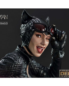 P1 MMDC-53DX CATWOMAN LEE BERMEJO DX